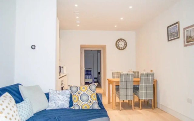 1 Bedroom Flat in Historic Building