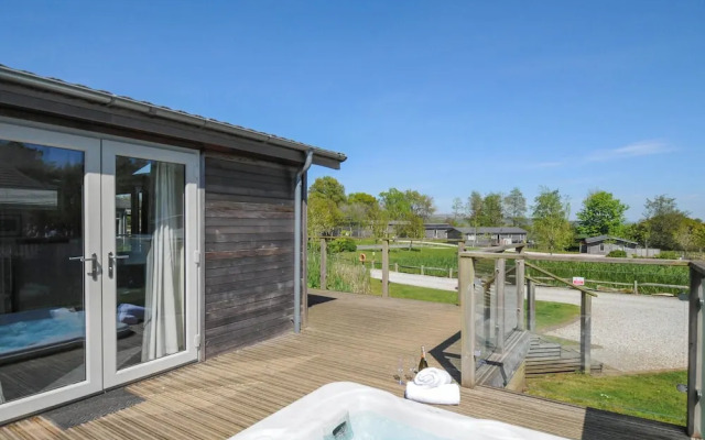 5 Meadow Retreat