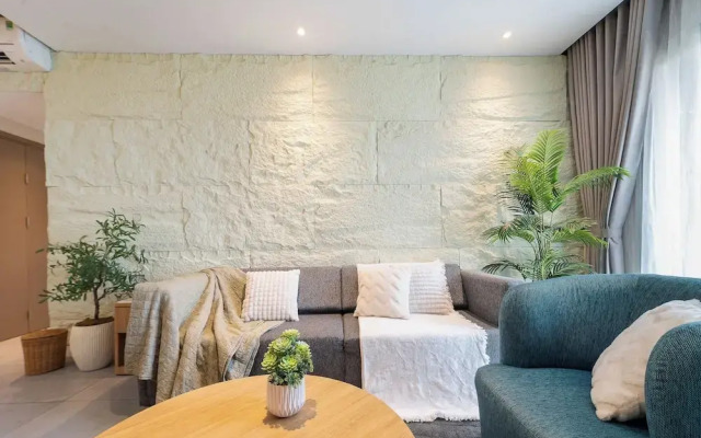 Luminous - Zenity Luxury Apartment - District 1