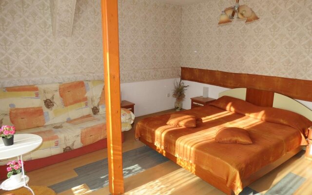 Family Hotel Lebed