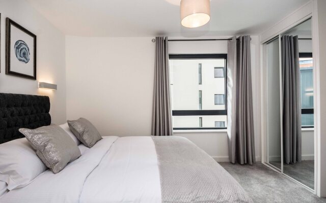 Royal Crescent Apartments Vittrum Suites