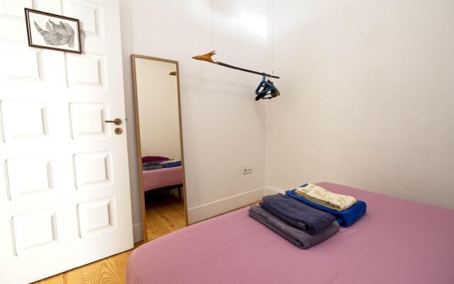 Inviting 2-bed Apartment in Porto