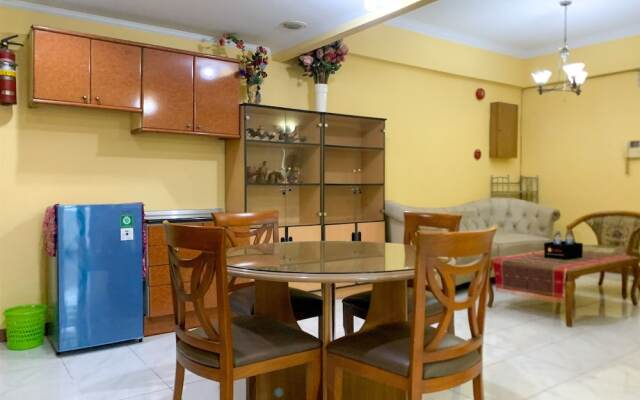 Spacious And Comfy 3Br At Kondominium Juanda Apartment