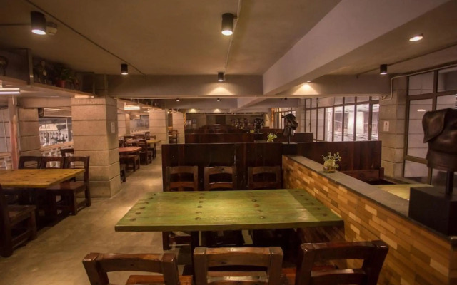 Century Boutique Hotel