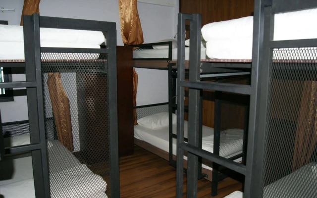 Yuan Hostel