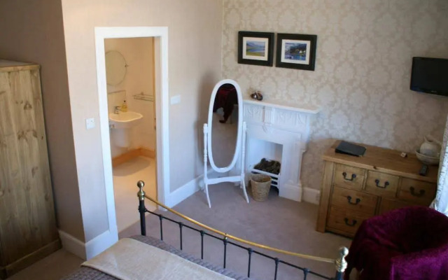 Invernevis Bed  Breakfast