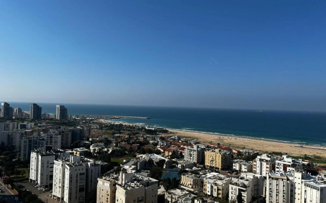 apartments with separate kitchen