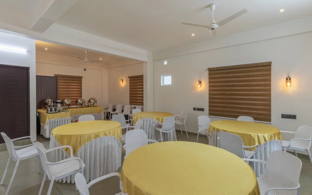 Treebo Amigos Residency Cochin Airport Hotel