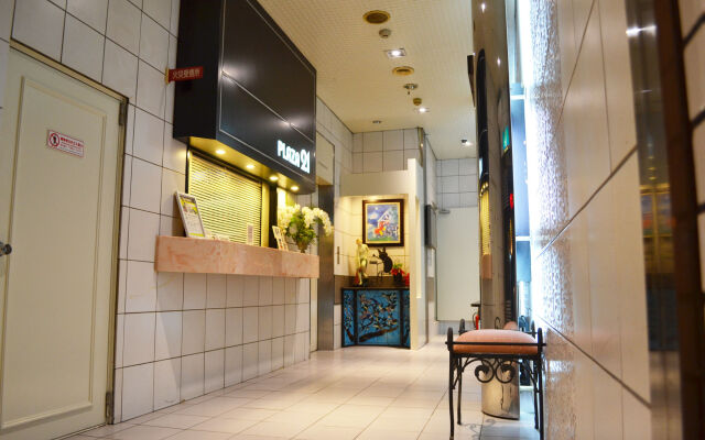 Hotel Plaza21 Osaka
