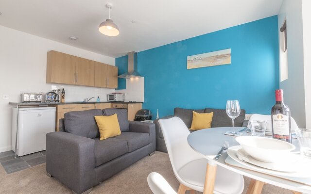 Five Way Apartments