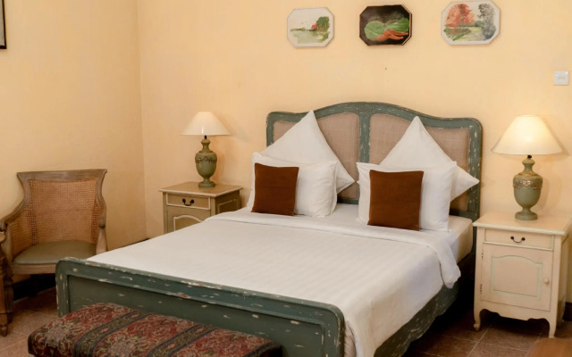 Kayu Arum Resort