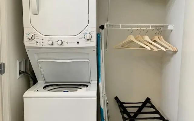 Modern Capitol Hill Studio