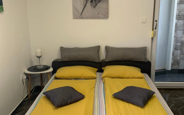 Studio apartman DAMA blizina amfiteatra i privatan parking