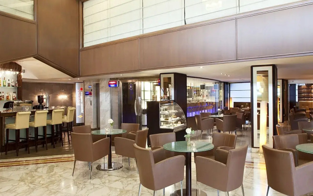 City Center Hotel