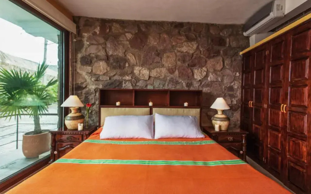 Vallarta Shores Beach Hotel