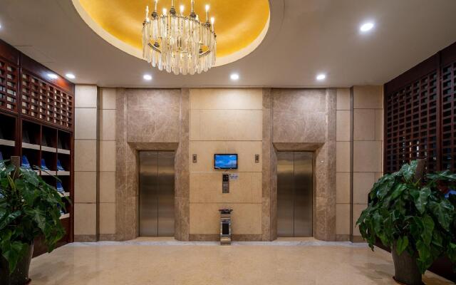 Qingdao Blue Horizon Marina Gold Hotel