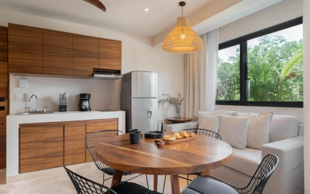 Exclusive 2BR Penthouse & Rooftop Pool, Aldea Zama