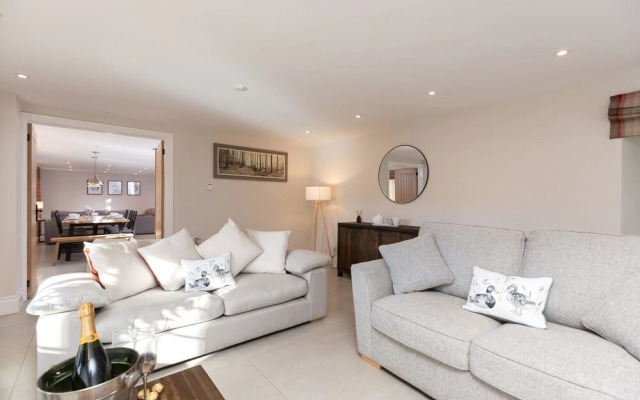 HC Property - The Byre