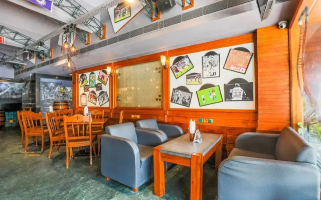 FabHotel Sheronz Piccadily Chowk