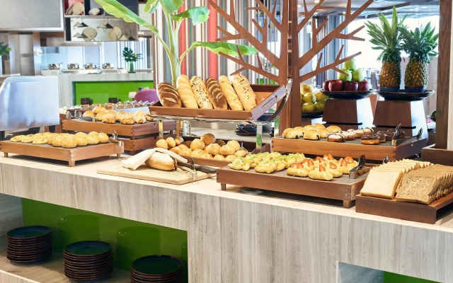 Novotel Hanoi Thai Ha