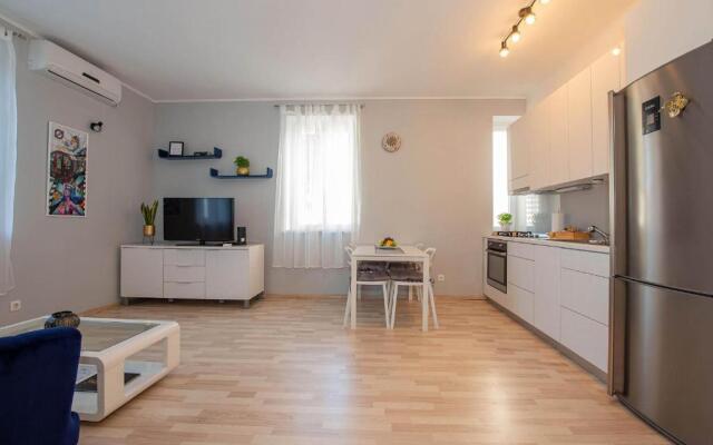 Hostrinus apartment