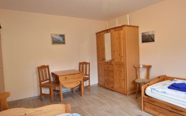 Quaint Apartment near Sea in Boltenhagen