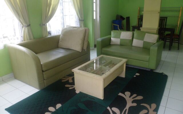 Villa Kota Bunga Mawar