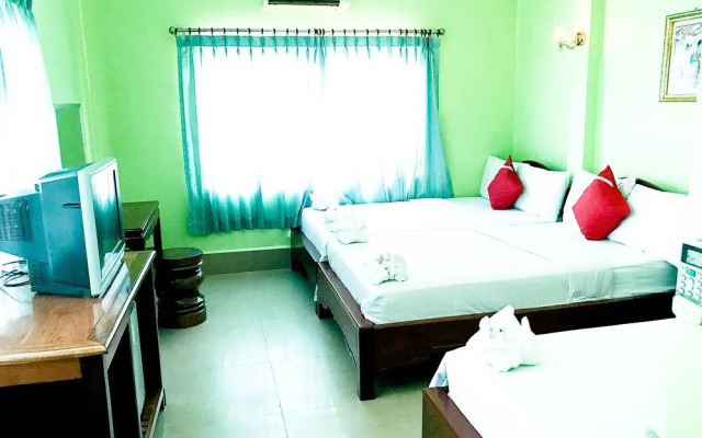 Chenla Guest House