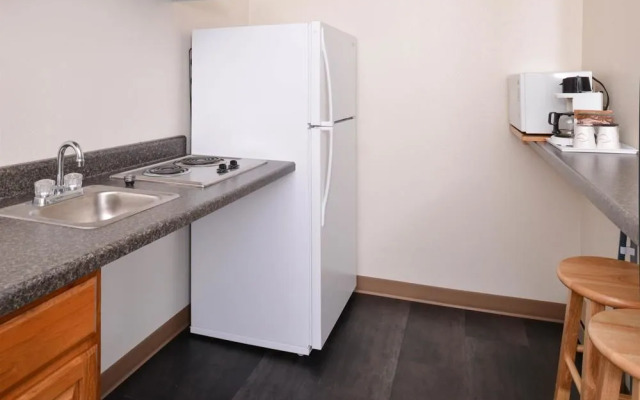 Americas Best Value Inn and Suites Atlantic