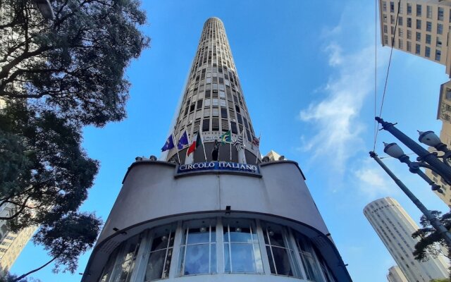 Studio 17Âº andar â€“ Excelente wifi + MetrÃ´ ao lado