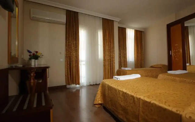 Hotel Kayalar