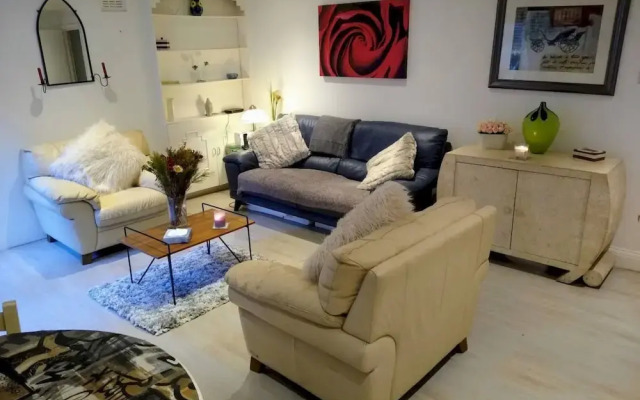 Maida Vale 2 Bedroom Garden Flat