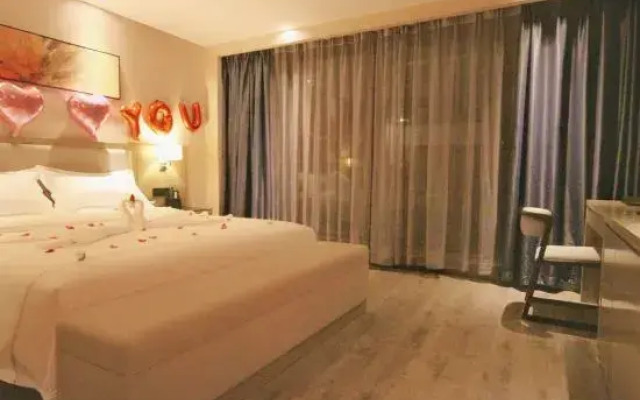 Back Street Boutique Hotel