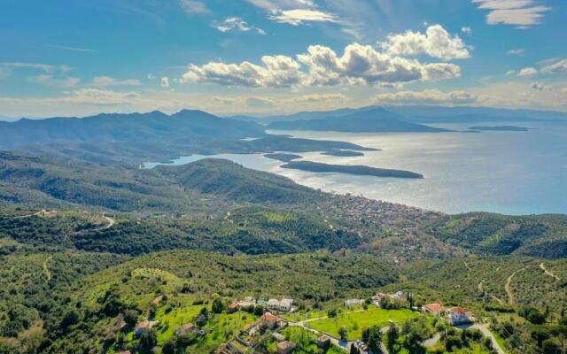 Stone House in Lafkos Pelion