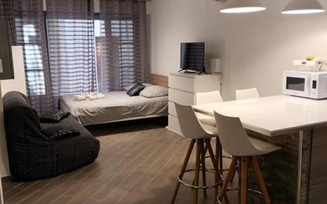 Studio Centre ville Castellane