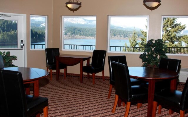 Best Western Plus Columbia River Inn