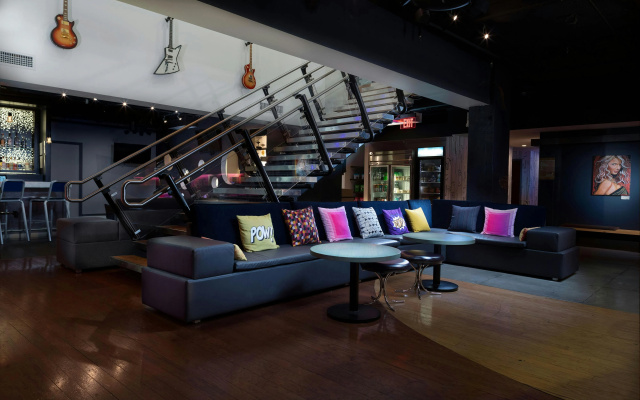 Aloft Nashville West End