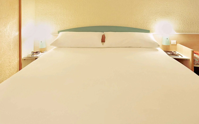 ibis Tours Sud