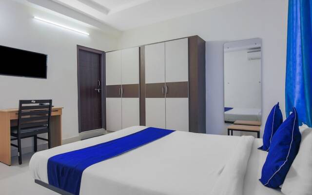 OYO 24138 SilverKey Shri Homes