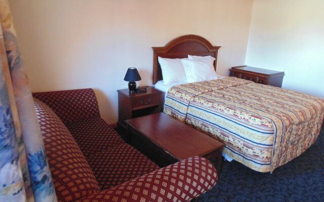 Capri Motel