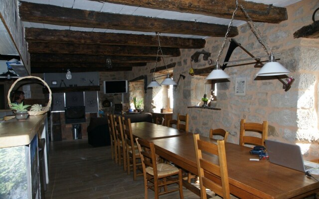 Le Cascadou Maison d'hôtes