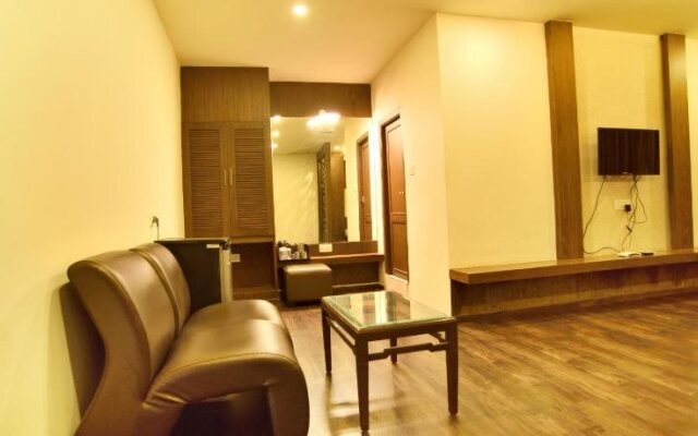 Sea Shell Residency  (Opp US Consulate).