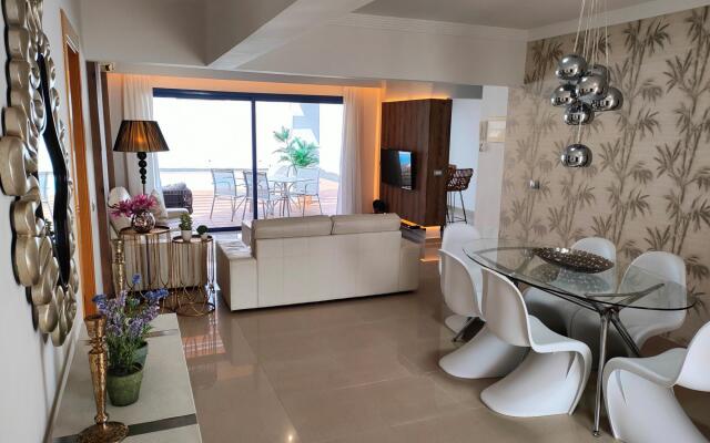 D53 Aroa in Playa Blanca