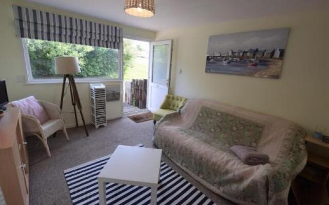 87 Sandown Bay Holiday Centre