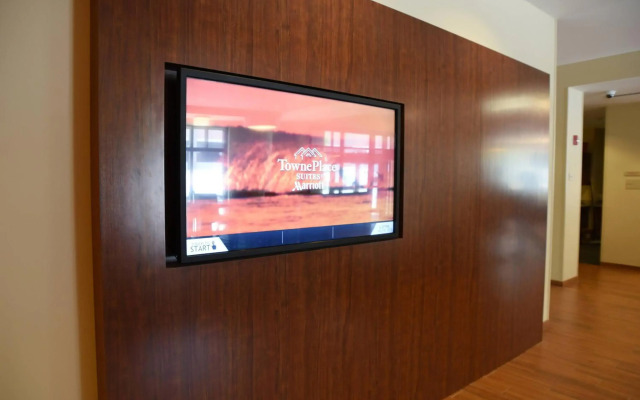 TownePlace Suites Lawrence Downtown