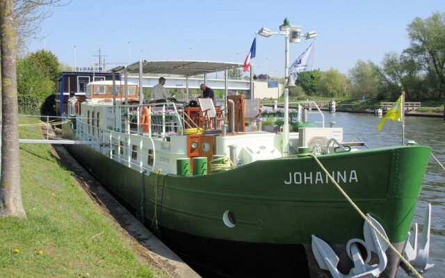 B&B Barge Johanna