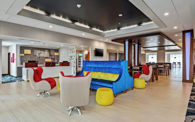Holiday Inn Express Lake Buena Vista