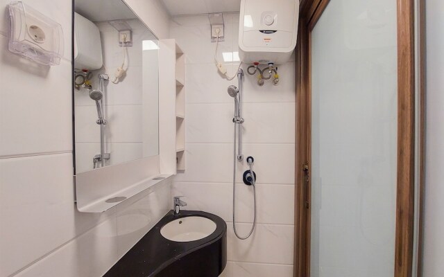 Cozy Studio Room At Sky House Bsd Apartment