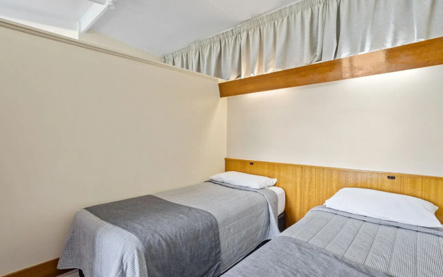 Riverfront Motel & Restaurant