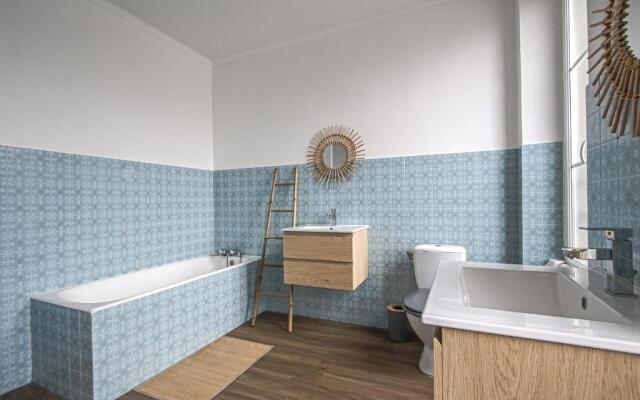 La Maison D'Aristide Family House In City Center